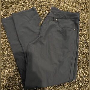 Lululemon men’s size 34 ABC pants navy blue